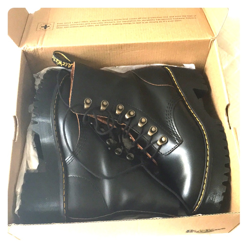 Dr. Marten’s Leona boots